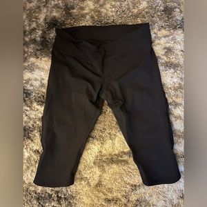 lululemon cropped leggings